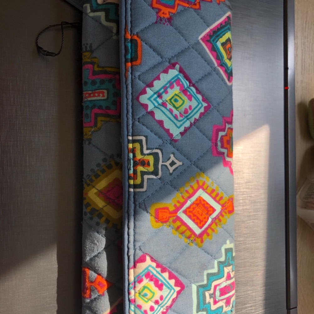 Lightly used Vera Bradley wallet!